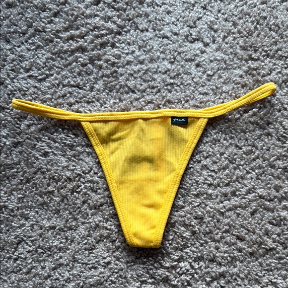 NWT Victoria's Secret Yellow Thong - Picture 1 of 3